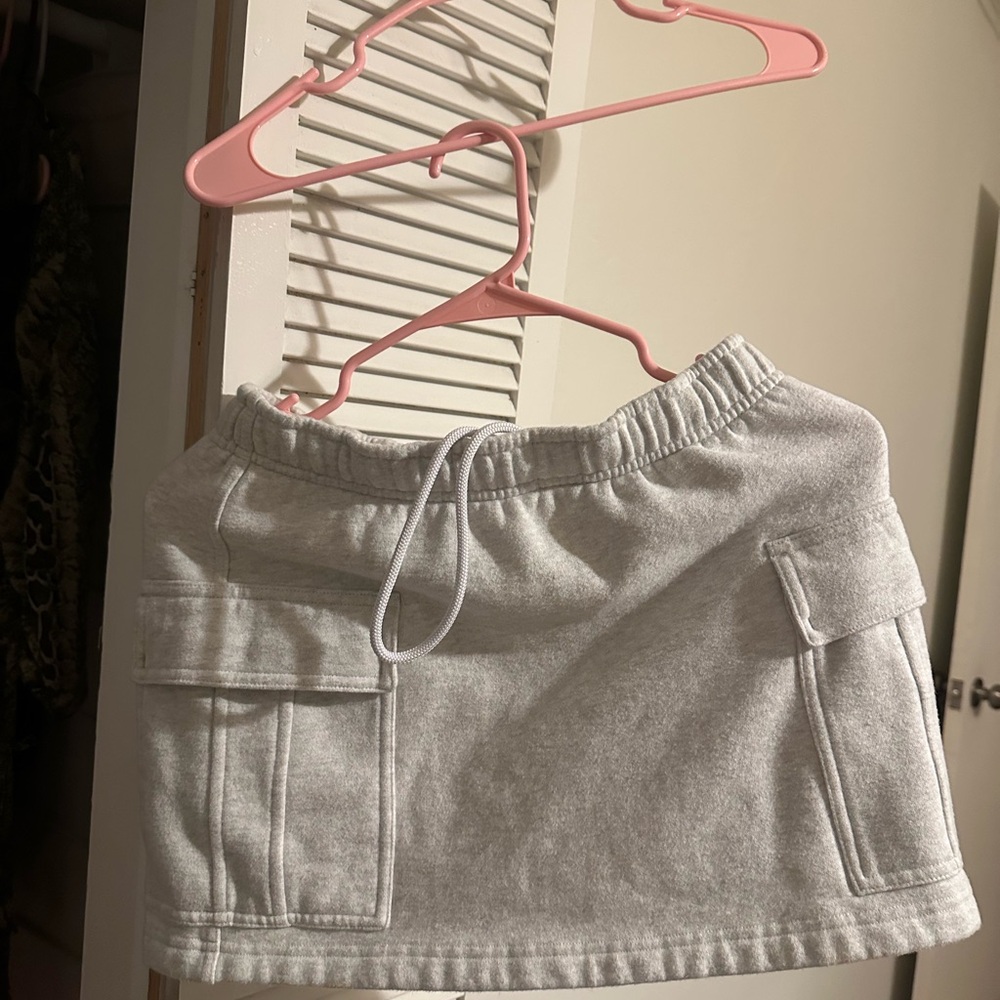 Aritzia Gray Mini Skirt with Pockets